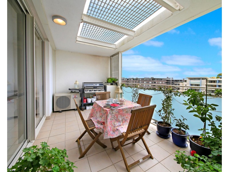 801/4 Nuvolari Place, Wentworth Point NSW 2127