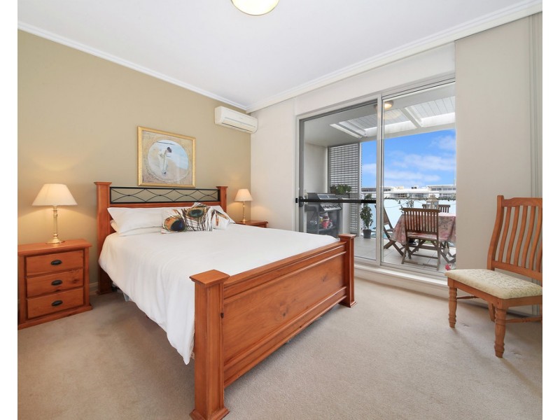 801/4 Nuvolari Place, Wentworth Point NSW 2127