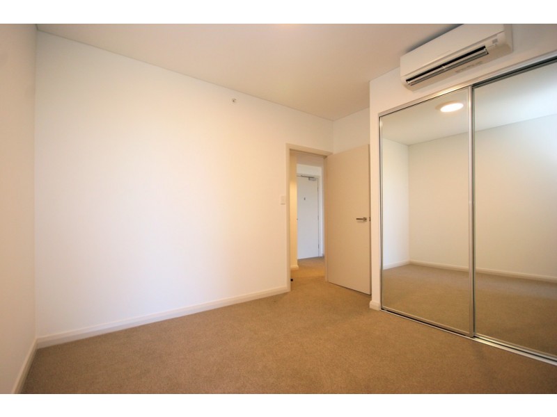 12** / 10 Burroway Road, Wentworth Point NSW 2127