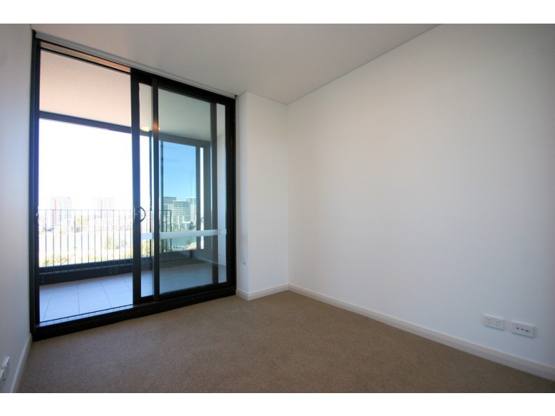 12** / 10 Burroway Road, Wentworth Point NSW 2127