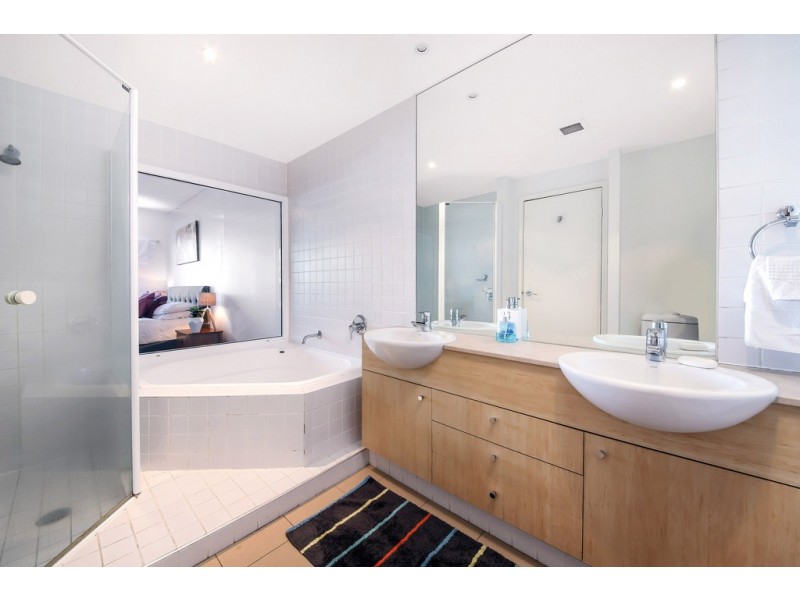 2/29 Bennelong Parkway, Wentworth Point NSW 2127