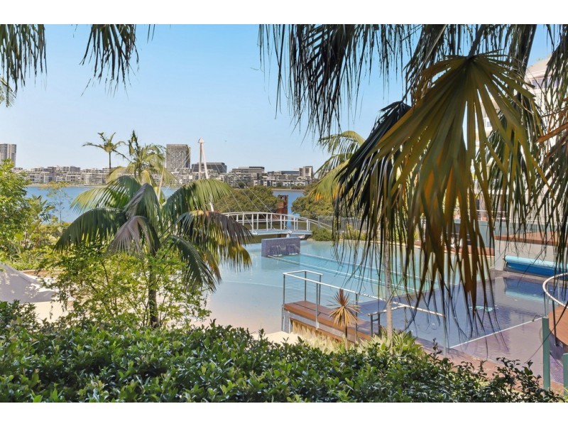 1/27 Bennelong Parkway, Wentworth Point NSW 2127