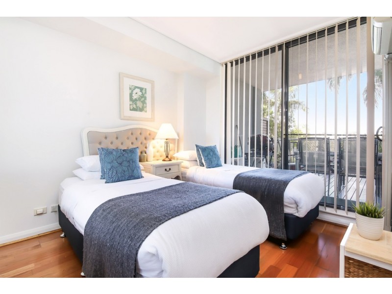 1/27 Bennelong Parkway, Wentworth Point NSW 2127