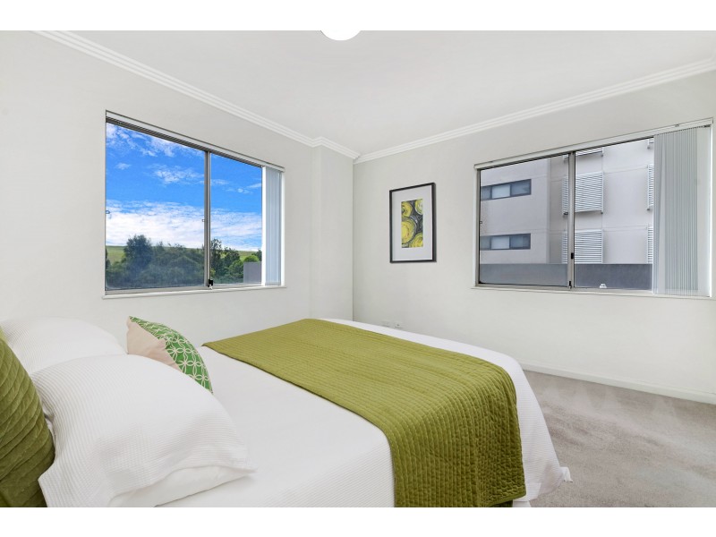 417/21 Hill Road, Wentworth Point NSW 2127