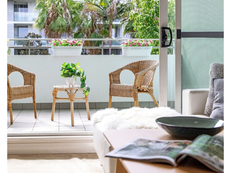 328/23 Savona Drive, Wentworth Point NSW 2127