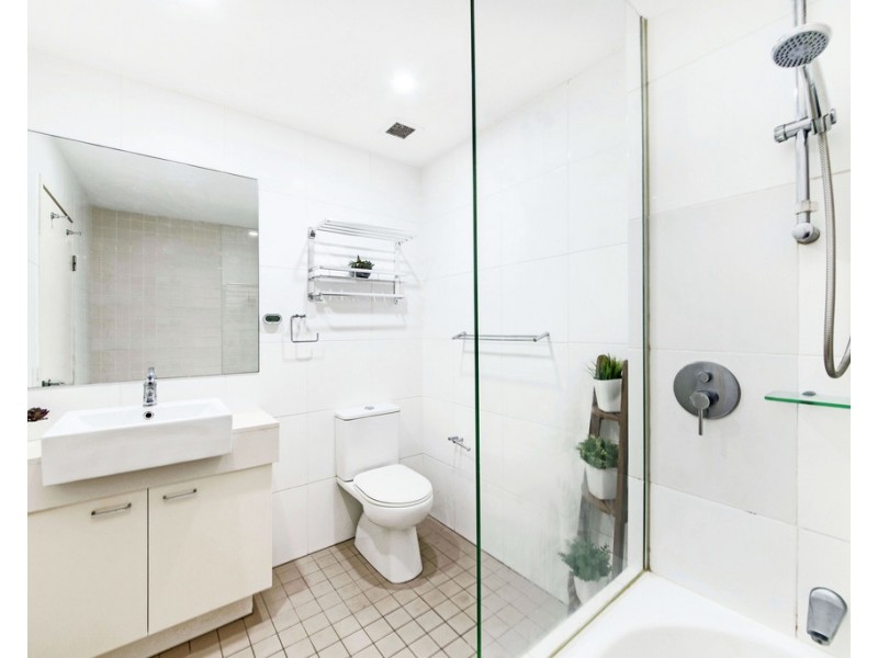 328/23 Savona Drive, Wentworth Point NSW 2127