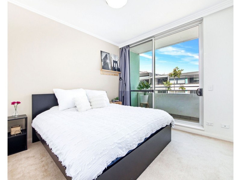 328/23 Savona Drive, Wentworth Point NSW 2127
