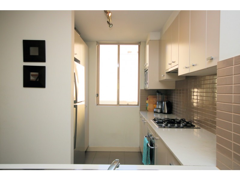 3** / 4 Stromboli Strait, Wentworth Point NSW 2127