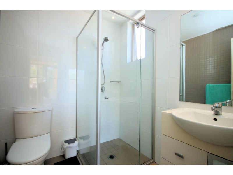 3** / 4 Stromboli Strait, Wentworth Point NSW 2127