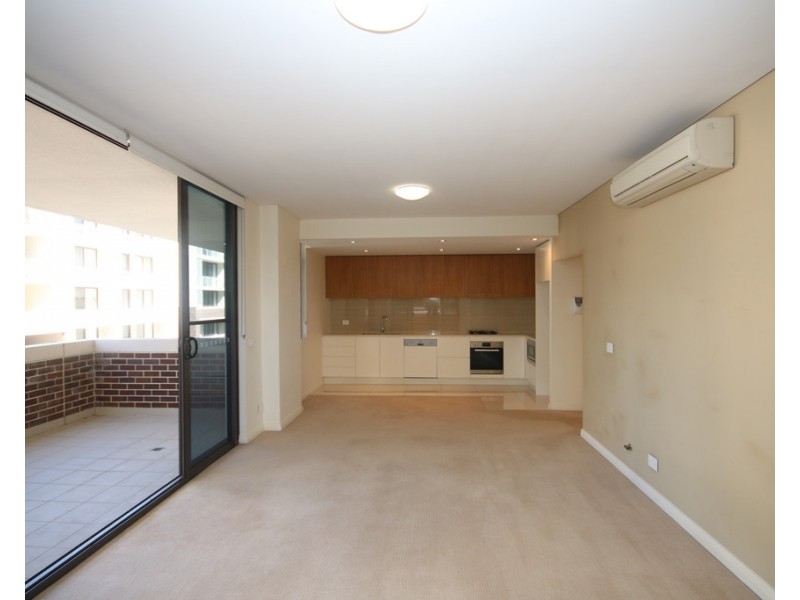 411/27 Hill Road, Wentworth Point NSW 2127