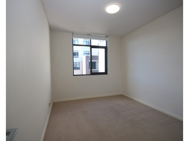 411/27 Hill Road, Wentworth Point NSW 2127