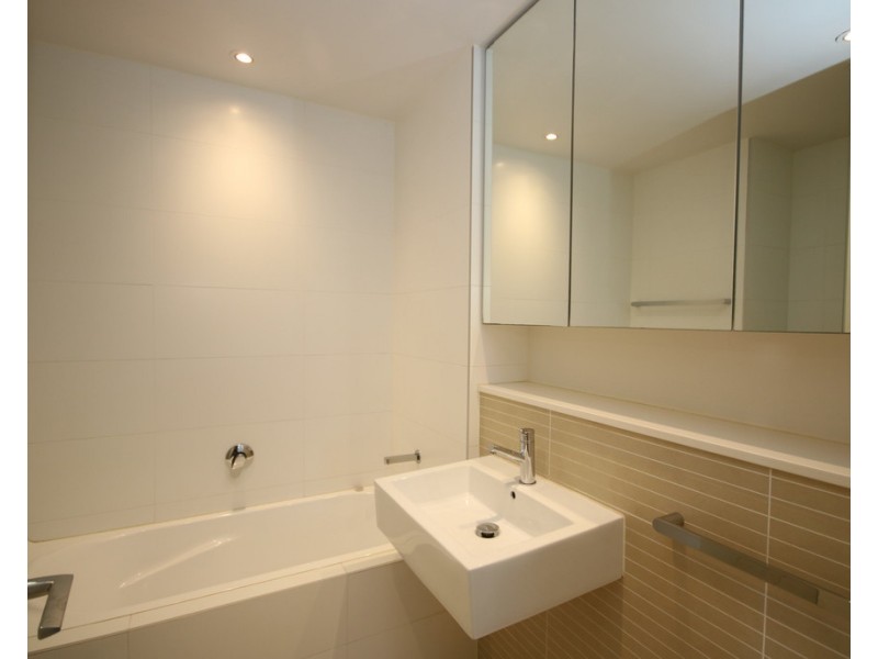 411/27 Hill Road, Wentworth Point NSW 2127