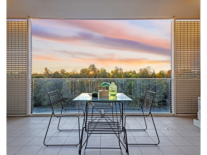 582/33 Hill Road, Wentworth Point NSW 2127