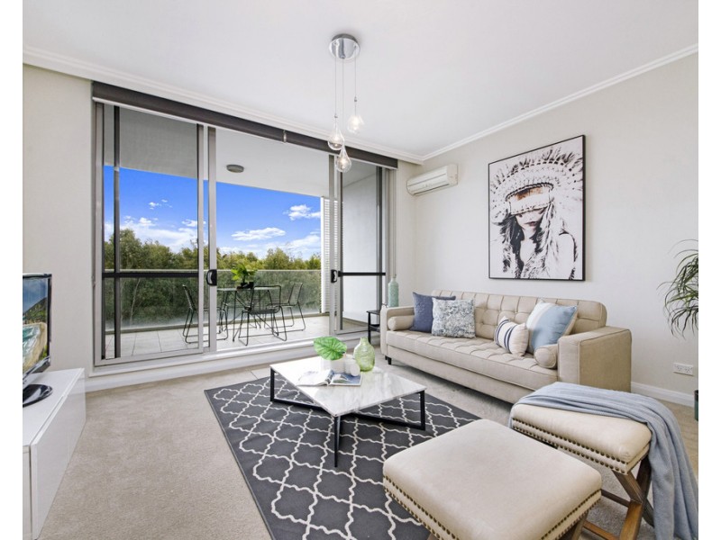 582/33 Hill Road, Wentworth Point NSW 2127