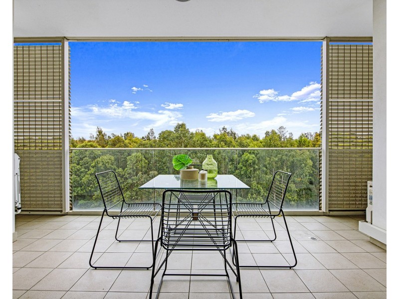 582/33 Hill Road, Wentworth Point NSW 2127