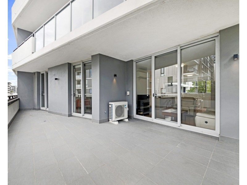 318/5 Verona Drive, Wentworth Point NSW 2127