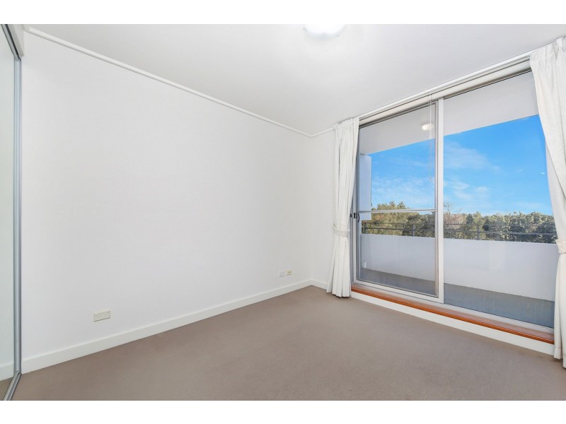 441/25 Bennelong Parkway, Wentworth Point NSW 2127