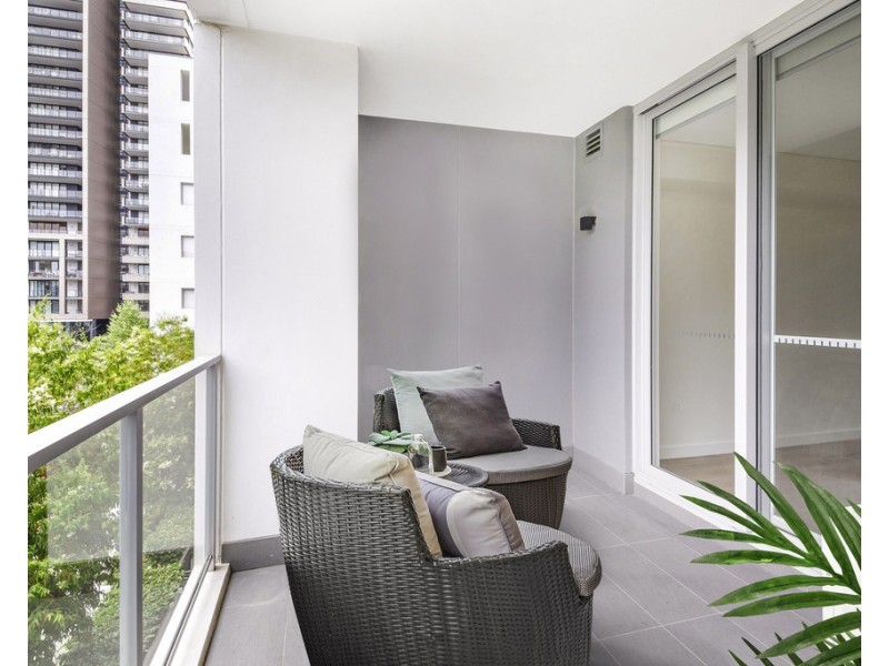 422/5 Verona Dr, Wentworth Point NSW 2127