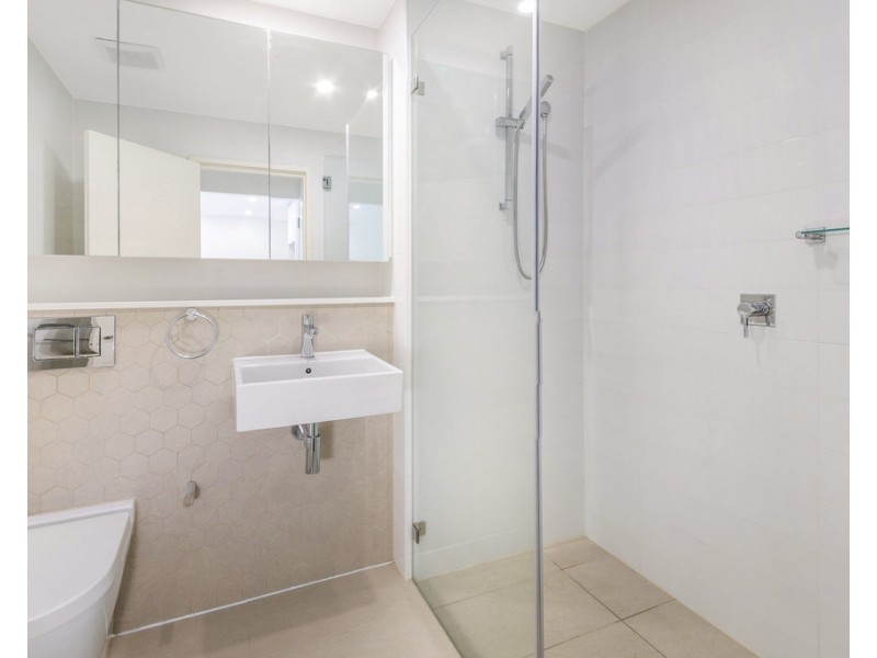 422/5 Verona Dr, Wentworth Point NSW 2127