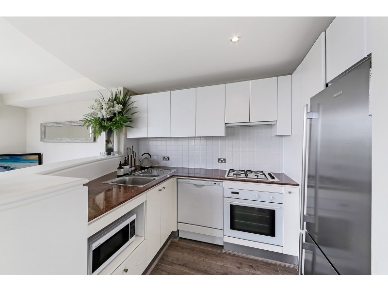 64/27 Bennelong Parkway, Wentworth Point NSW 2127
