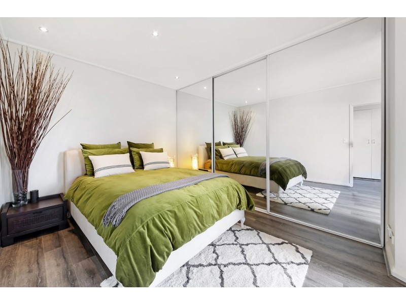 64/27 Bennelong Parkway, Wentworth Point NSW 2127