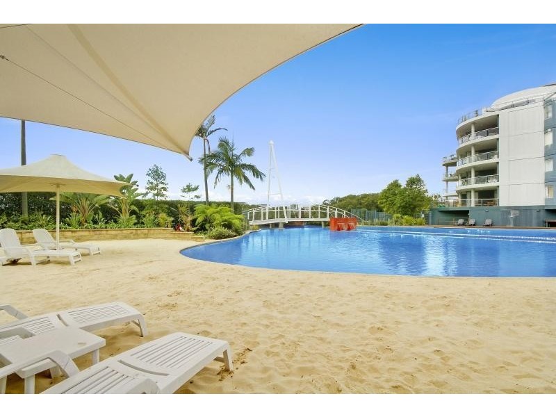 64/27 Bennelong Parkway, Wentworth Point NSW 2127