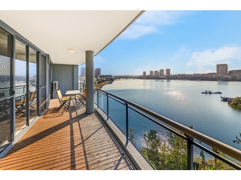 4**/27 Bennelong Parkway, Wentworth Point NSW 2127