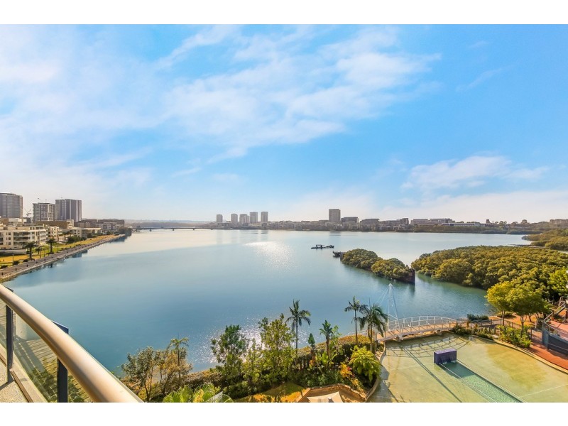 4**/27 Bennelong Parkway, Wentworth Point NSW 2127