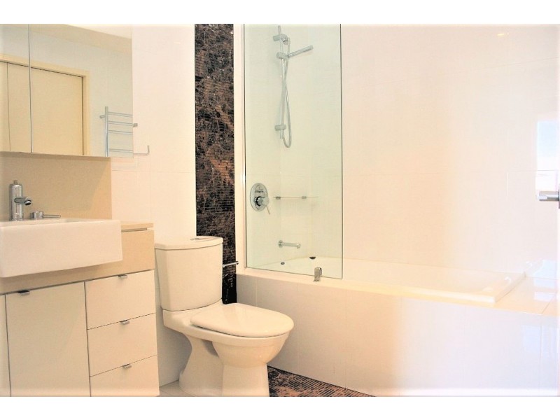 6**/4 The Crescent, Wentworth Point NSW 2127