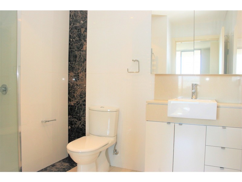 6**/4 The Crescent, Wentworth Point NSW 2127