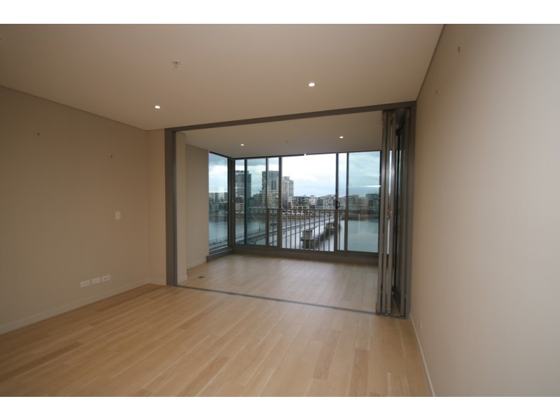 c3.609/3 Foreshore Place, Wentworth Point NSW 2127