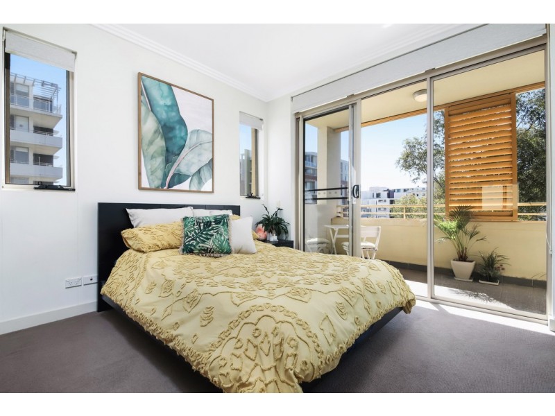 307/4 Stromboli Strait, Wentworth Point NSW 2127