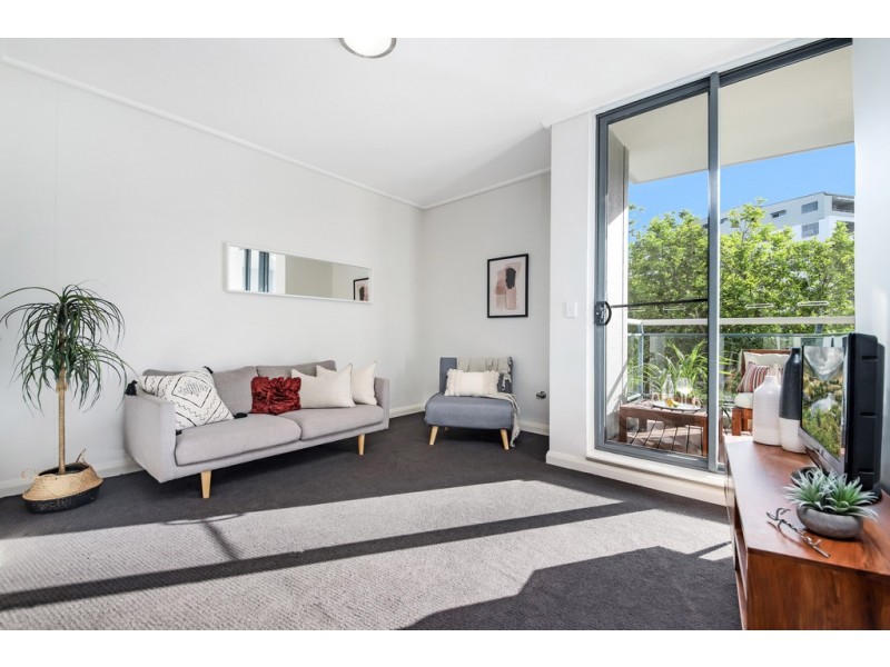 2/27 Bennelong Parkway, Wentworth Point NSW 2127