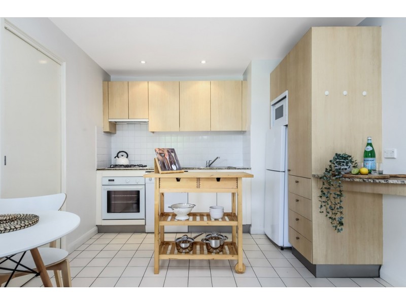 2/27 Bennelong Parkway, Wentworth Point NSW 2127