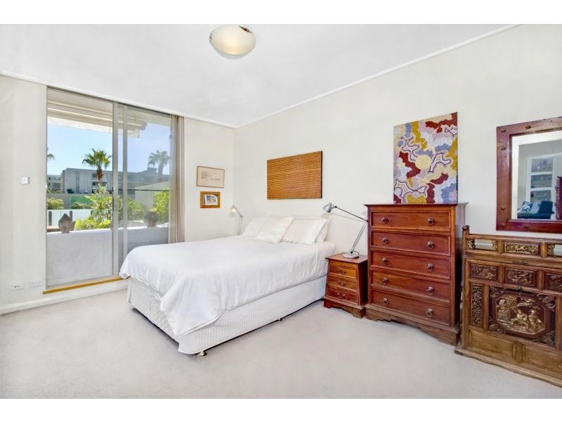 2 The Crescent, Wentworth Point NSW 2127