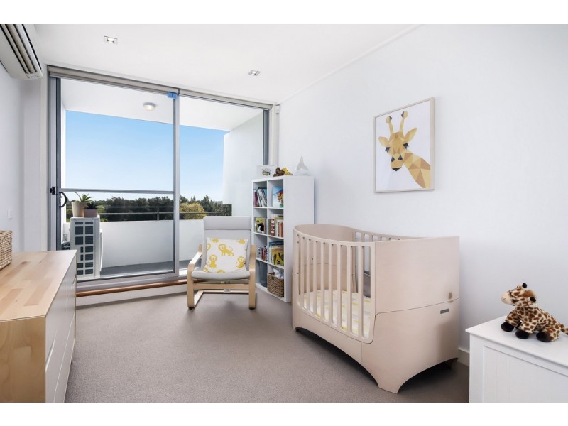 727/25 Bennelong Parkway, Wentworth Point NSW 2127