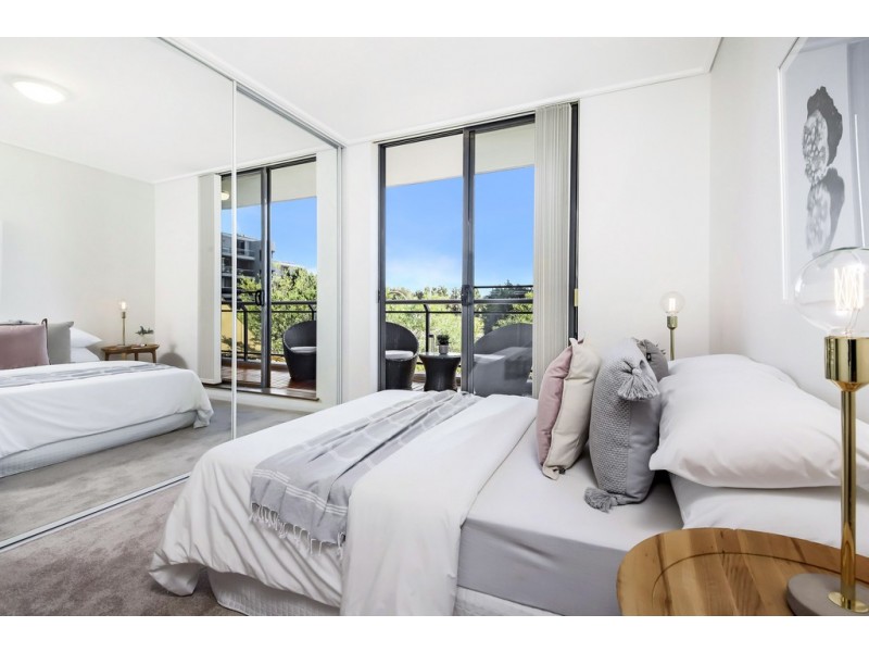 71/29 Bennelong Parkway, Wentworth Point NSW 2127