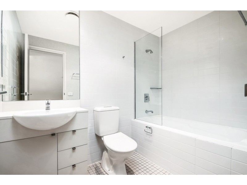 439/25 Bennelong Parkway, Wentworth Point NSW 2127