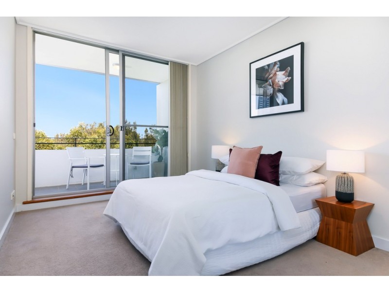 439/25 Bennelong Parkway, Wentworth Point NSW 2127