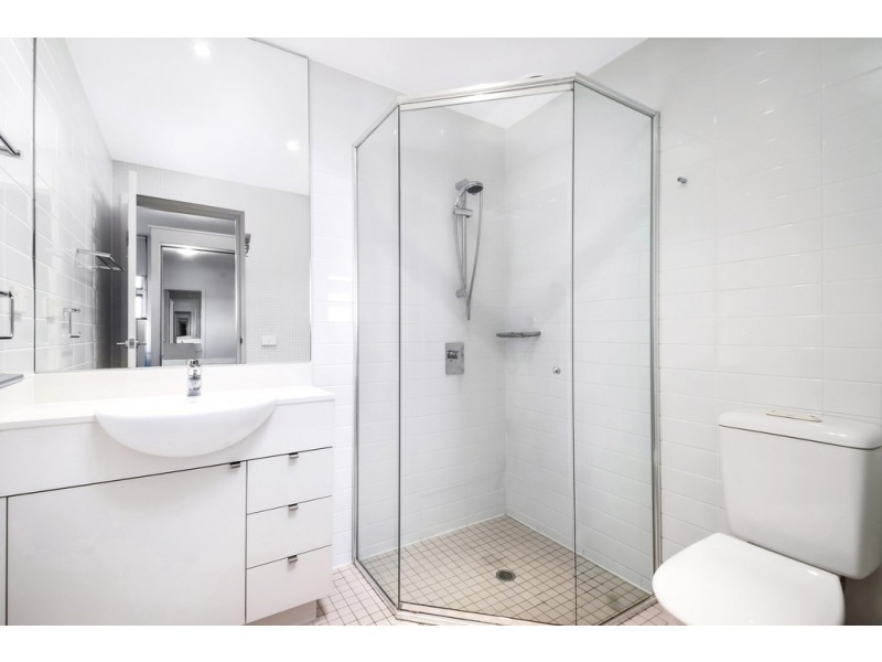 439/25 Bennelong Parkway, Wentworth Point NSW 2127