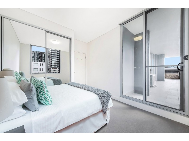 705/41 Hill Road, Wentworth Point NSW 2127