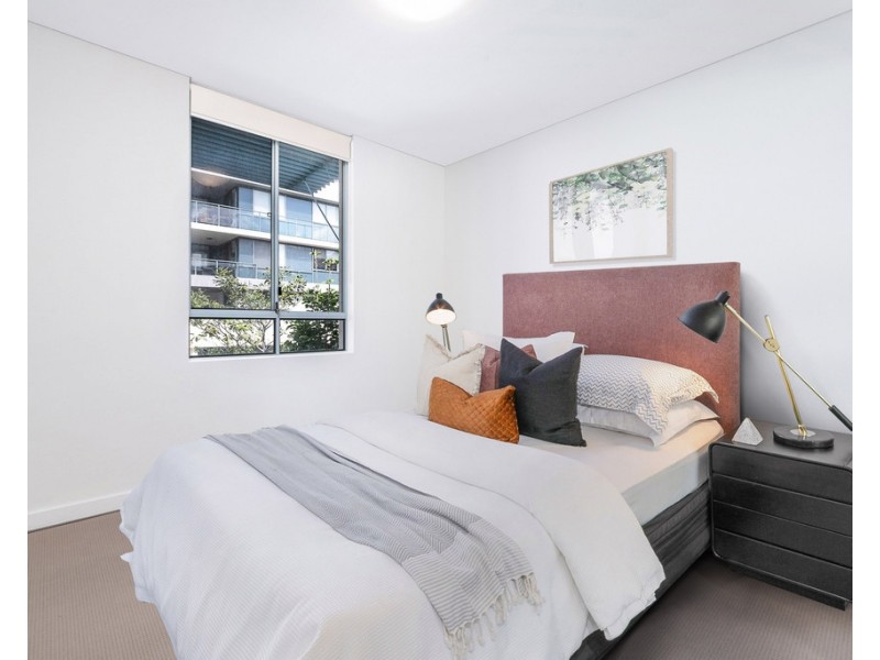 213/5 Stromboli Strait, Wentworth Point NSW 2127