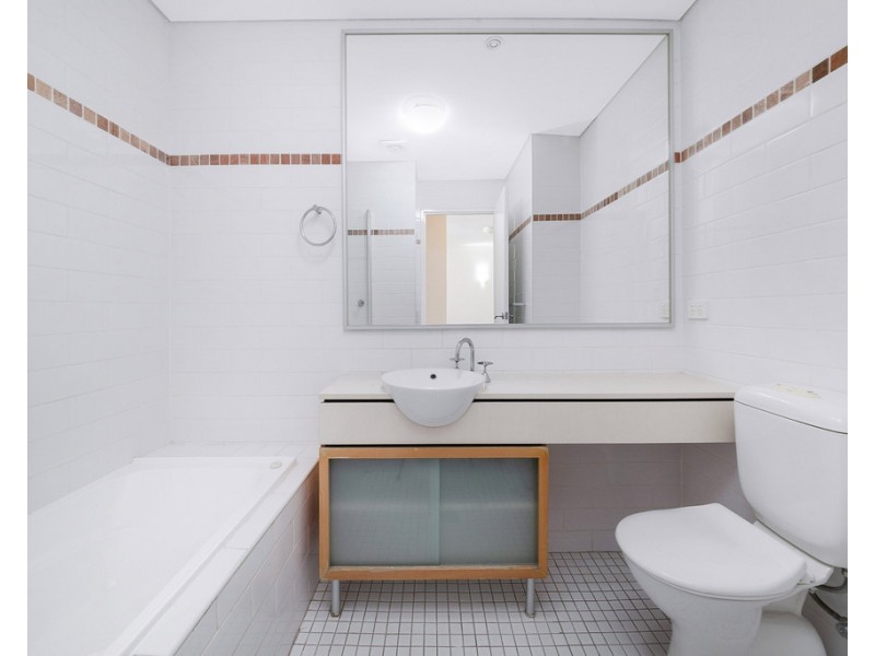 213/5 Stromboli Strait, Wentworth Point NSW 2127