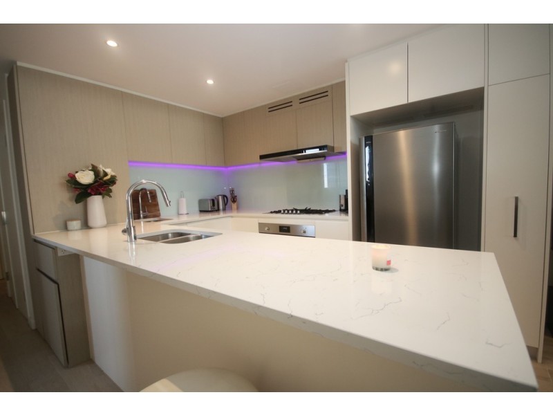801/3 Footbridge Boulevad, Wentworth Point NSW 2127