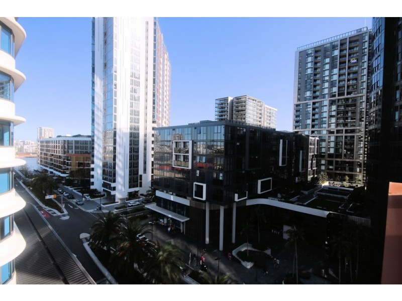 801/3 Footbridge Boulevad, Wentworth Point NSW 2127