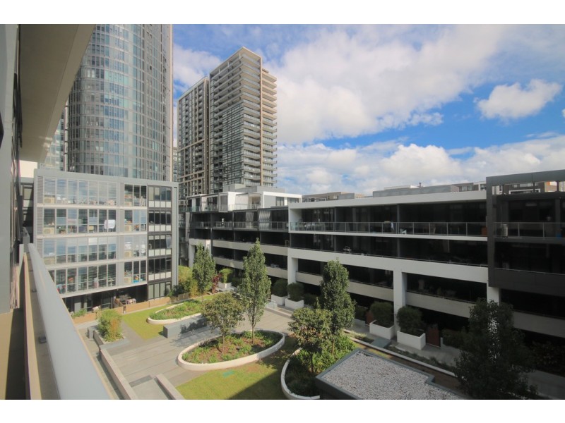 601/4 Footbridge Boulevard, Wentworth Point NSW 2127