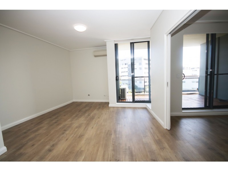 9/27 Bennelong Parkway, Wentworth Point NSW 2127