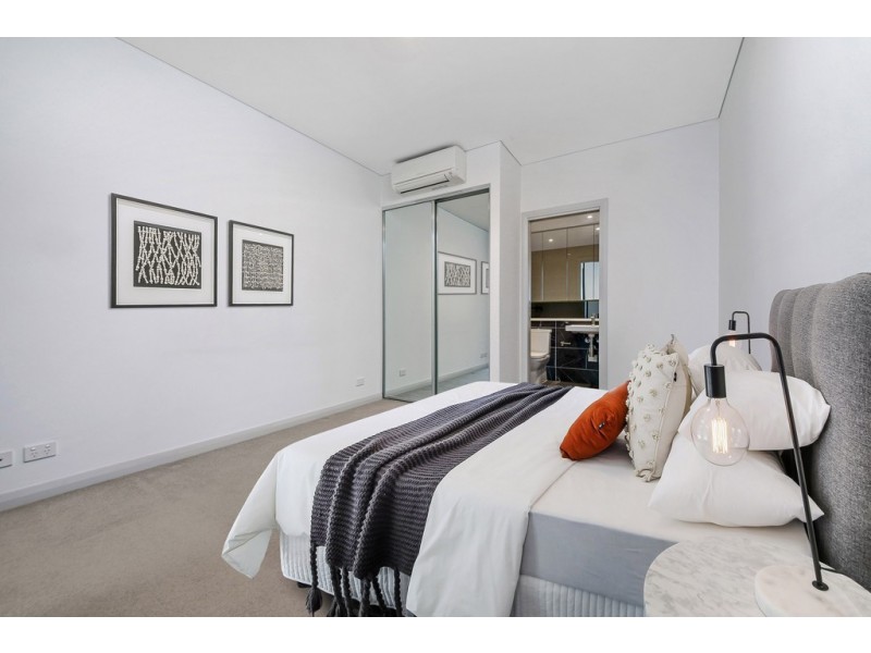 902/10 Burroway Road, Wentworth Point NSW 2127