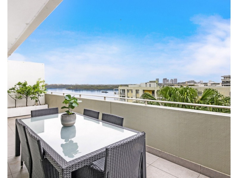 647/30 Baywater Drive, Wentworth Point NSW 2127