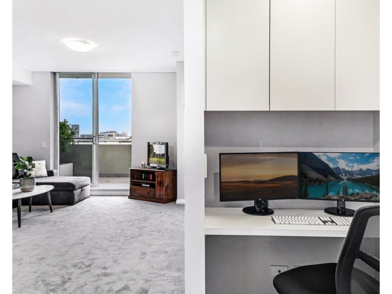 647/30 Baywater Drive, Wentworth Point NSW 2127